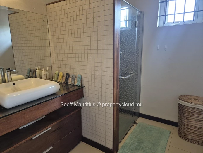 Charming Family Villa Near Azuri