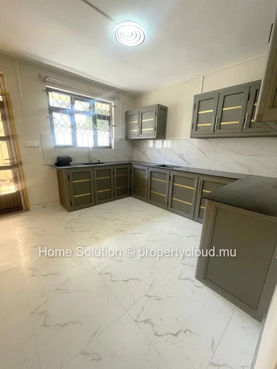 Exceptional property in Quatre Bornes – Tastefully renovated – Ideal for a large family or professional offices