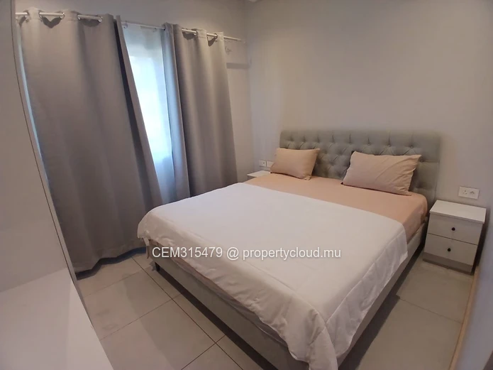  3 Chambres Appartement de Bord de Mer à Vendre – Pointe aux Sables
