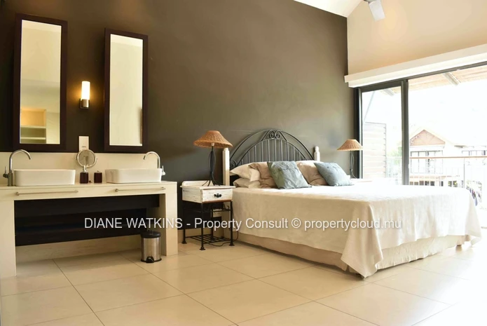 Gorgeous Duplex at Water’s Edge