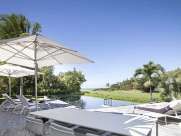 5 Bedroom Villa