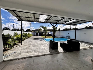 4 Bedroom Villa