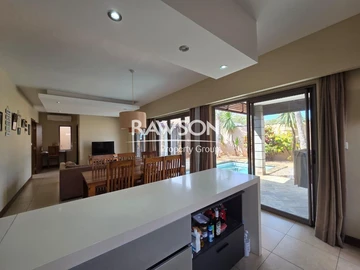 4 Bedroom Villa