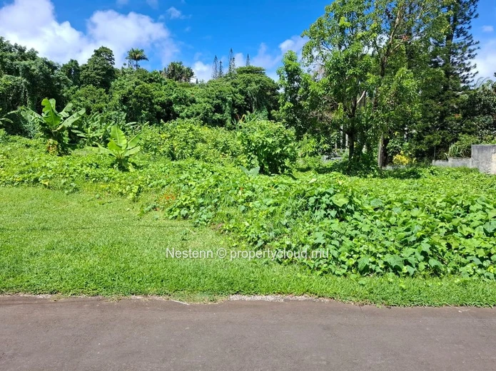 Residential plot of 2,089 m² in a very good location