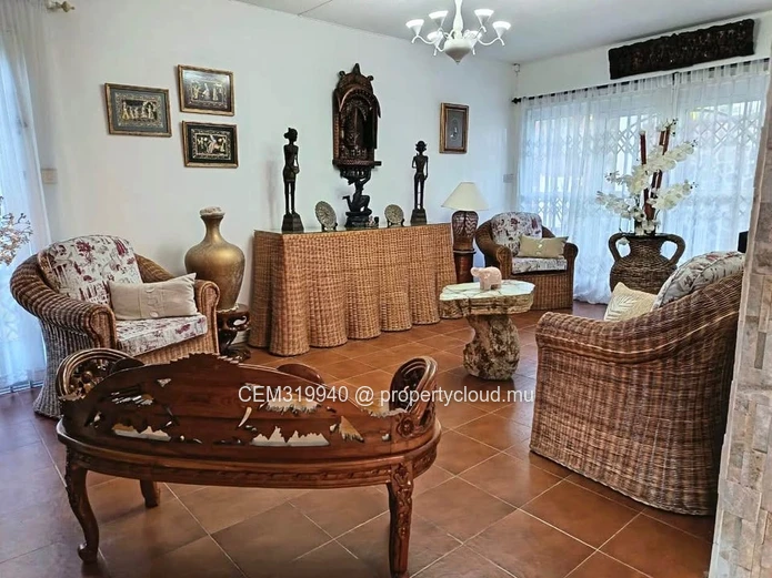 Beachfront Bungalow for Rent – Blue Bay, Mahébourg