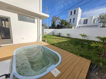 3 Bedroom Townhouse, Duplex