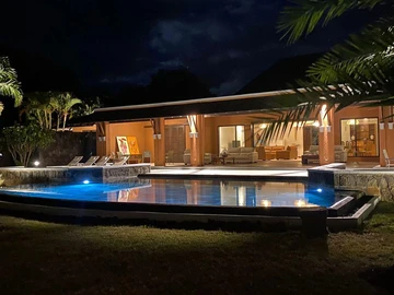 4 Bedroom Villa