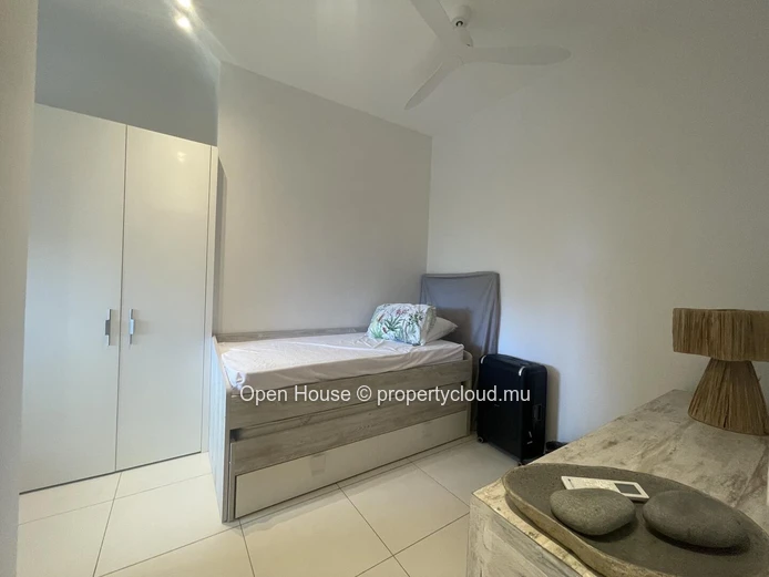 Luxury 3-Bedroom Penthouse with Private Pool in Pereybere