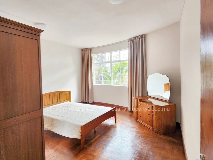 Maison spacieuse de 4 chambres à Sodnac,Quatre Bornes-ouverte aux étrangers