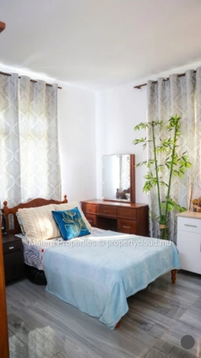 Maison spacieuse de 4 chambres à L'Avenir sur un terrain de 337 m²