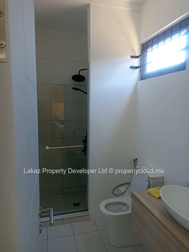Cozy 2-Bedroom Apartment for Rent in Hermitage