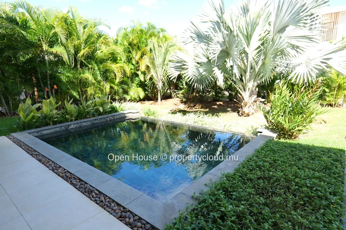 3-Bedroom PDS Villa with Private Pool for Sale in Tamarin
