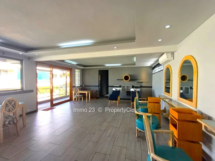 Emplacement commercial - 180m2 - Rose Hill