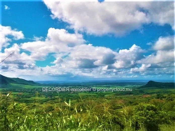 Agricultural land Les Mariannes - Incredible view (Sole Mandate)