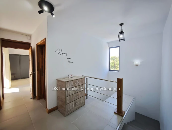 À Louer – Maison 3 Chambres À Pointe-Aux-Piments -Nord
