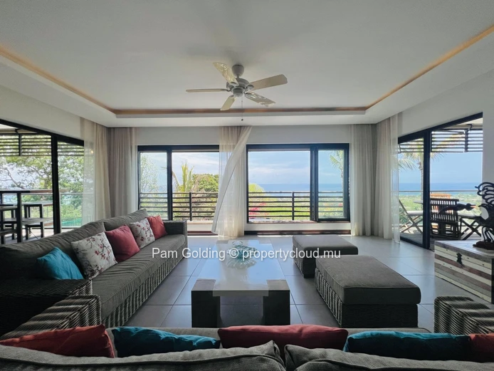 Appartement de 3 Chambres en Suite à Tamarin – Vue Panoramique sur l’Océan
