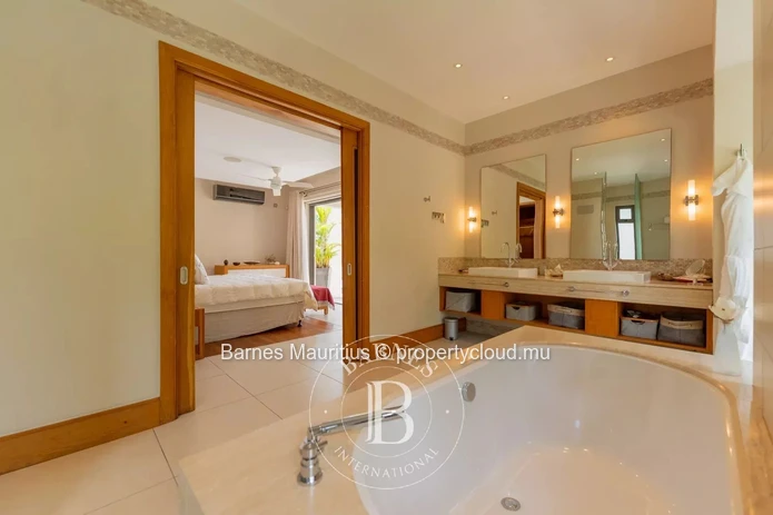 ANAHITA GOLF RESORT – Villa 4 chambres avec vue sur le golf