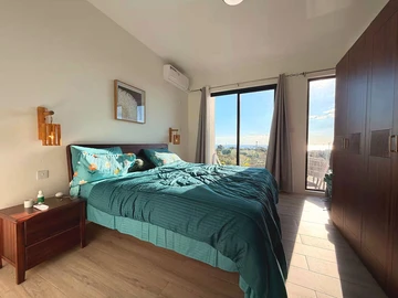 5 Bedroom Villa