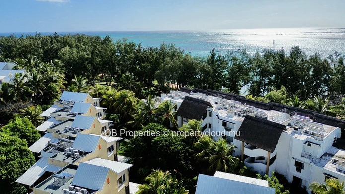 Charmant Penthouse avec Terrasse Privative au Cœur de Bain Bœuf