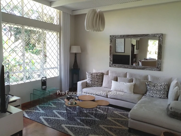 House in Curepipe - Modern and renovated 