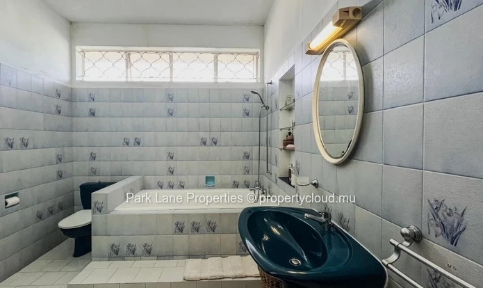 Charming double-storey family home with great potential in Sodnac