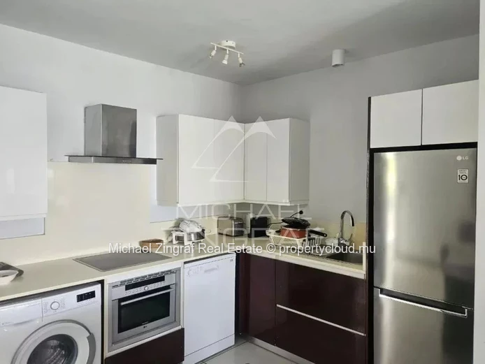 Penthouse d’Exception en Bord de Mer avec Vue Imprenable