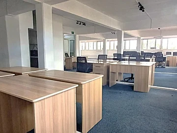 Bureau de 6 Chambres