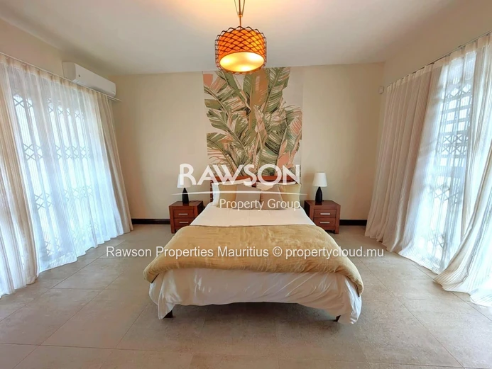Beachfront Villa | 3 Bedrooms, Office | Pointe Aux Canonniers | €4,700