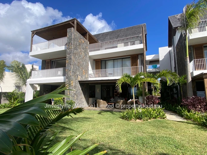 ???? Exceptional Beachfront Garden Apartment – 3 Bedrooms – Pointe Aux Canonniers / Grand Baie – Mauritius