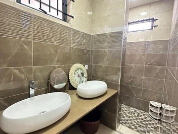 Villa de 5 Chambres