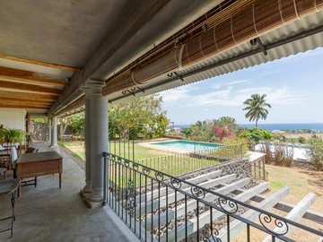 4 Bedroom Villa