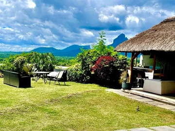 5 Bedroom Villa