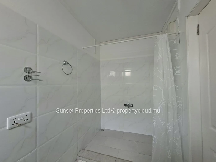 Sea view apartment | 2 bedrooms | 450m from the beach