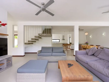 4 Bedroom Villa