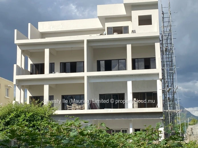 Palmea Flic en Flac - Furnished 3-bedroom penthouse, partial sea views - Mauritian price
