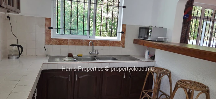 Magnifique maison de 3 chambres entièrement rénovée à louer – Péreybère