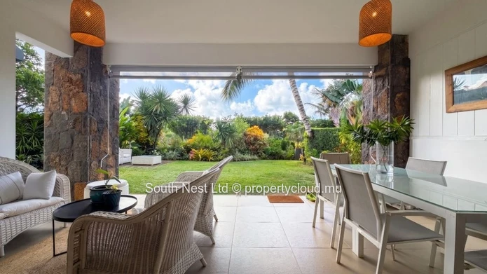 Appartement de plain-pied avec jardin privatif à vendre à Azuri