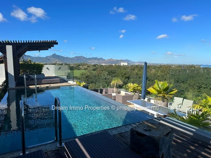 Penthouse Moderne D'exception Avec Vue Mer A Balaclava – Ile Maurice
