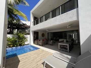 3 Bedroom Townhouse, Duplex