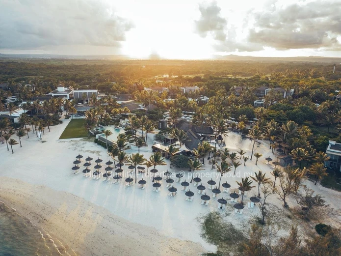 Studio à vendre à Belle Mare, Flacq - 2 chambres, accès plage, piscine, vente aux étrangers