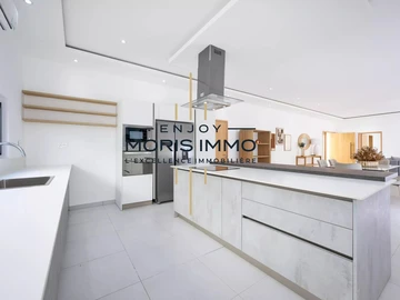 4 Bedroom Villa