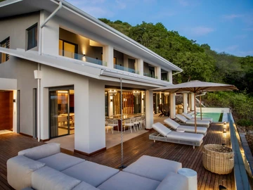 4 Bedroom Villa