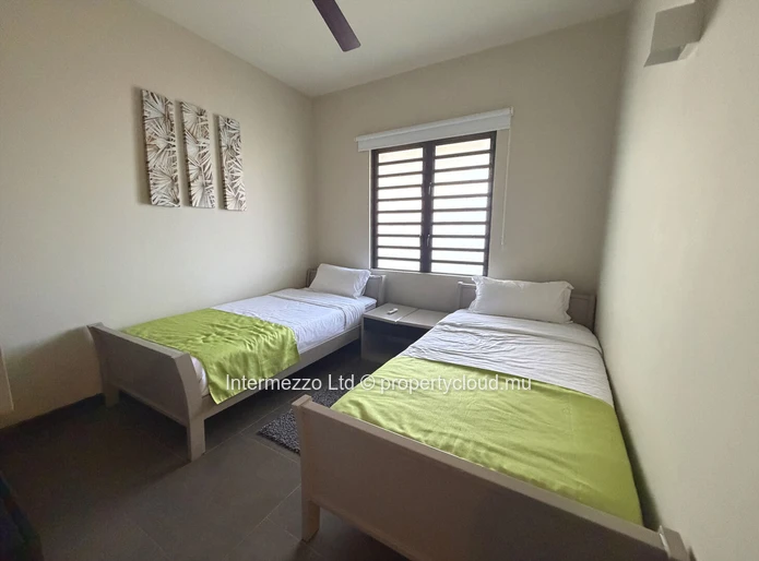 Grand Baie 2 bedrooms RES Apartment for Sale | Pool, Gym | 83m²