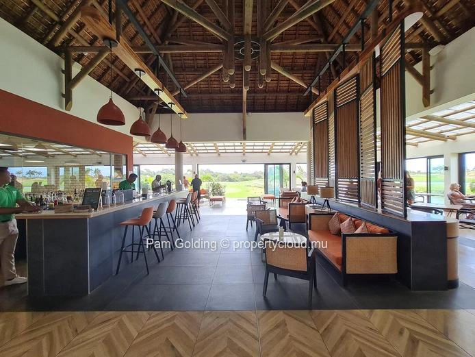 Vivez l’élégance tropicale : villa 4 chambres à Azuri Ocean & Golf Village