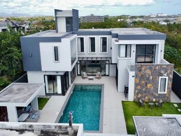 For Rent Brand-New Contemporary Villa 4 Beds In Péreybère