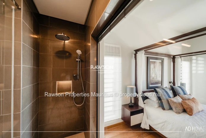 3 En-Suite Bedroom Penthouse | Seafront | Pereybere