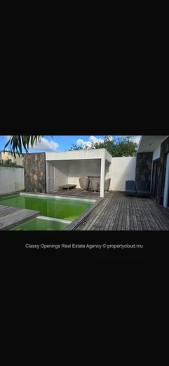 Villa moderne 3ch avec piscine et terrasse en teck