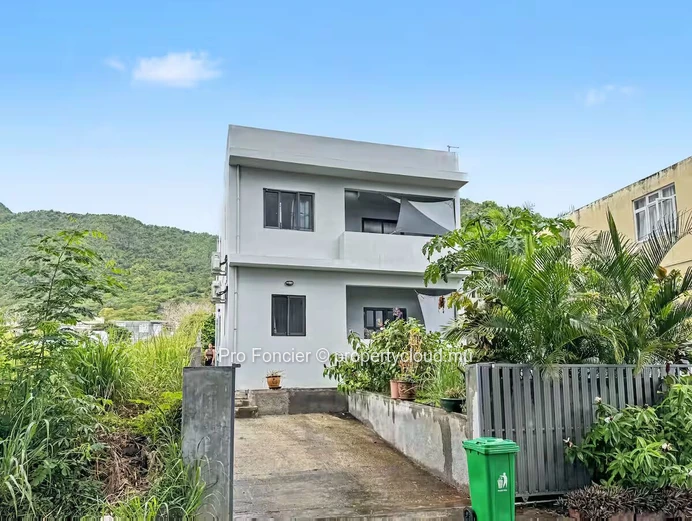 House for sale in La Gaulette -  Charming Two-Storey property with Strong Rental Potential 