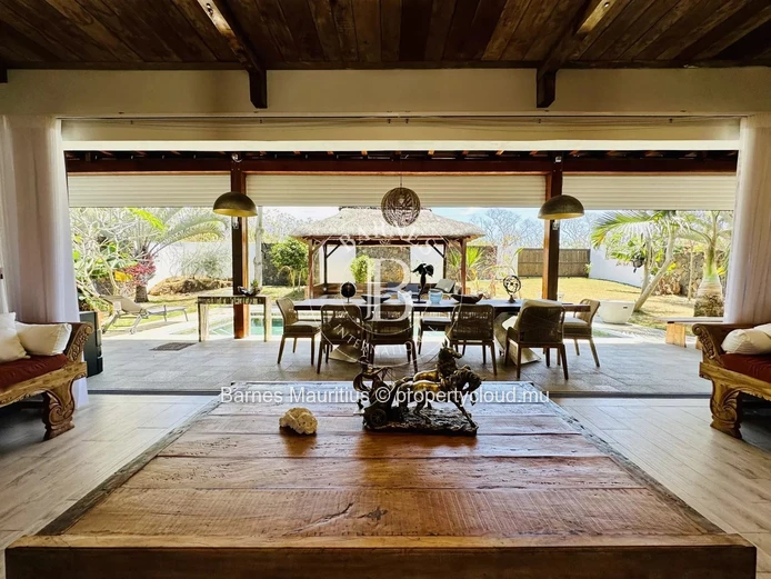 GRAND BAIE - Magnifique villa de standing - 6 chambres