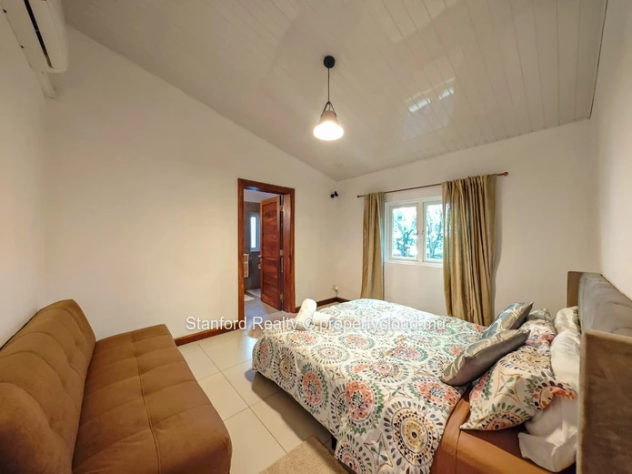 Villa moderne de 4 chambres à louer - Tamarin, Ouest